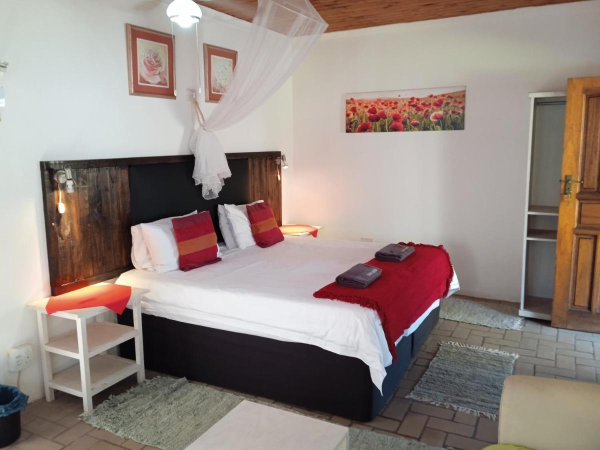 Geckos B&B&Self-catering Coffee Bay Exterior foto