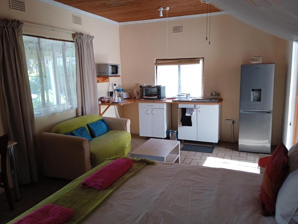 Geckos B&B&Self-catering Coffee Bay Exterior foto